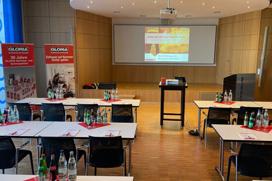 Der mit modernsten Mitteln ausgestattete Schulungsraum für unsere Brandschutzhelferschulung
